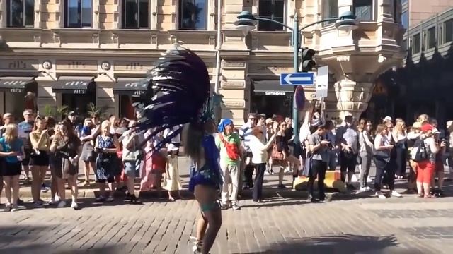 Karnevaali Helsingissä 2019. Otteita. Muistamme ja toistamme vuonna 2021 смотреть онлайн