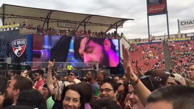 CHEvELLE, Send the Pain Below (live) смотреть онлайн