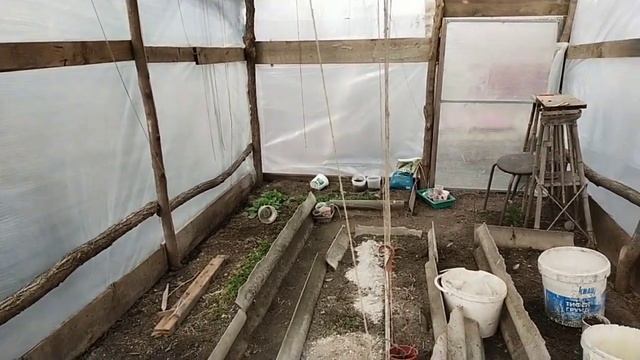 теплица готова, палим кучу, петух откукарекал смотреть онлайн