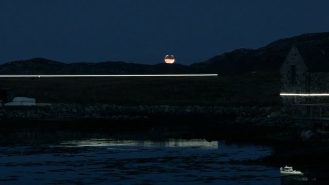 Lines (57° 59' N, 7° 16' W) смотреть онлайн