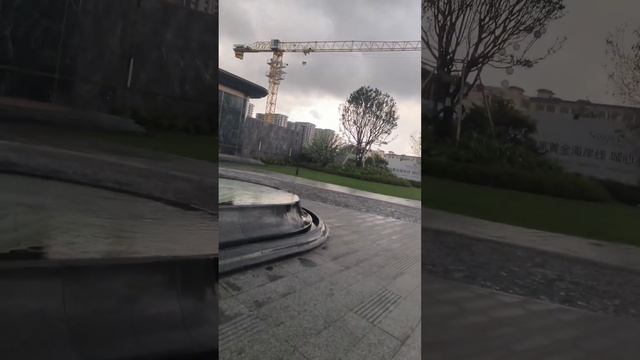 Здесь продают недвижимость.