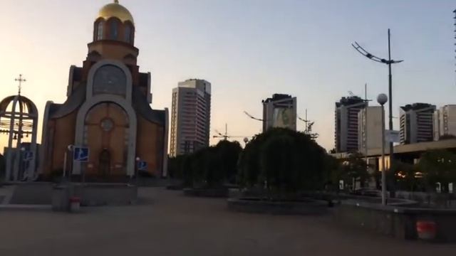 Kiev passenger train station area🇺🇦💜 смотреть онлайн