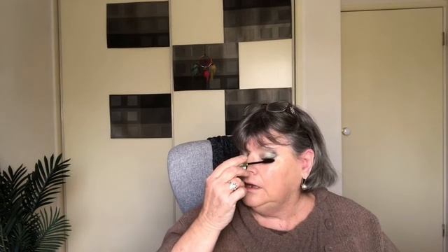 Eye makeup tutorial for mature women смотреть онлайн