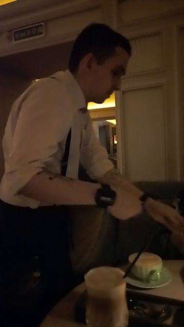 #кофейня☕#Тула#десерт Павлова🍡#кофе по венски#фисташковый наполеон#октябрь #2024