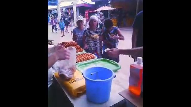 Chiki-Chiki Ponchiki.