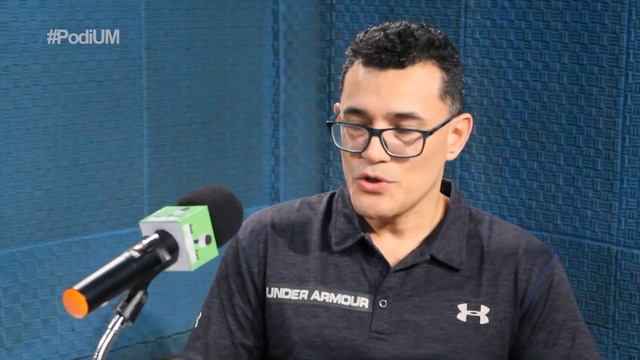 Educação e Cultura. #PodiUM com Prof. Luiz Carlos Vieira смотреть онлайн