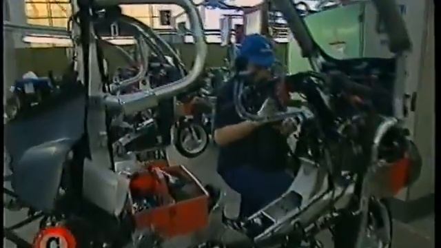 Mani di Fata BMW-Bertone C1 смотреть онлайн