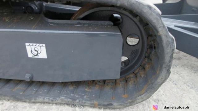 KOBELCO SK30SR-5 Экскаватор из Японии смотреть онлайн