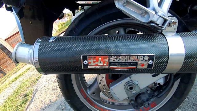 Мотоцикл для новичка Сузуки РФ400|Suzuki RF400 смотреть онлайн