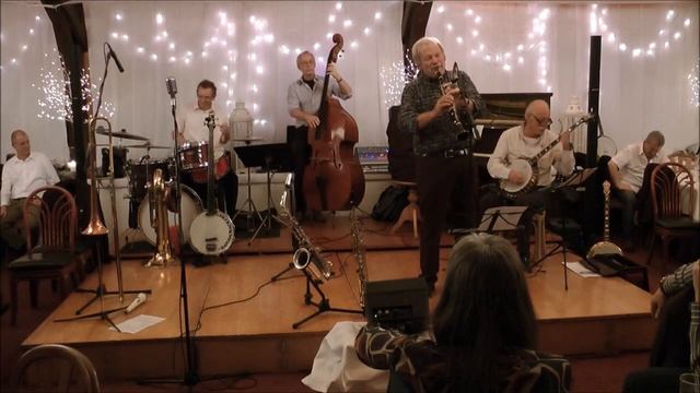 Ruedi Bleuer and Friends - Stealing Apples - Halbinsel AU 2014 смотреть онлайн