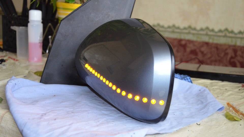 Подключаем желтые повторители на зеркалах. смотреть онлайн