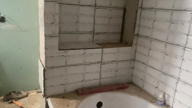 ✅ БЮДЖЕТНЫЙ РЕМОНТ в ванной комнате своими руками смотреть онлайн
