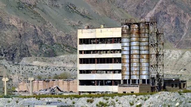 Engilchek - verlassene Stadt / Engilchek - ghost town / Энгильчек – город-призрак / Reisetipps смотреть онлайн