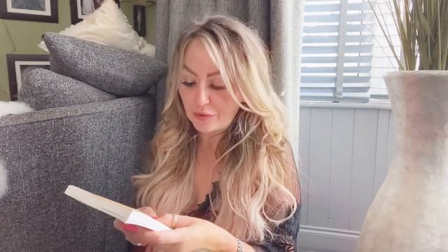 A Classy Journey By Classy Filth AKA Roanna Hind