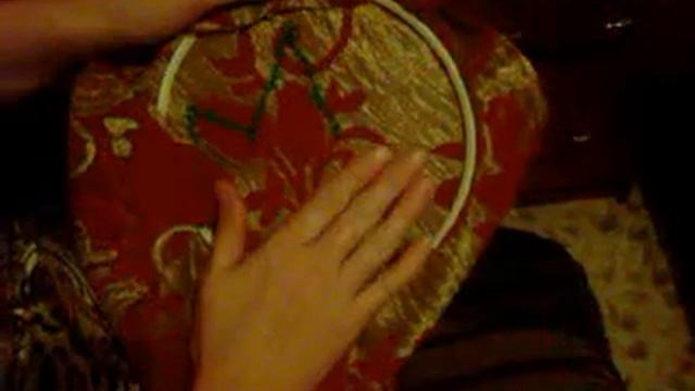 Вышивание накидок на мебель и ковриков.