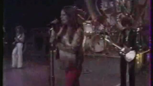 BLACK SABBATH - HOLE IN THE SKY смотреть онлайн