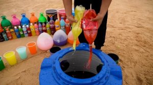 EXPERIMENT: Giant Balloons from Toothpaste Eruption with Big Pepsi, Fanta, Mtn Dew, Cola & Mentos