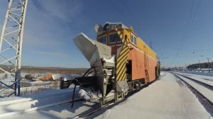 Поезд-снегоочиститель (путевая машина) - Железная дорога в Сибири