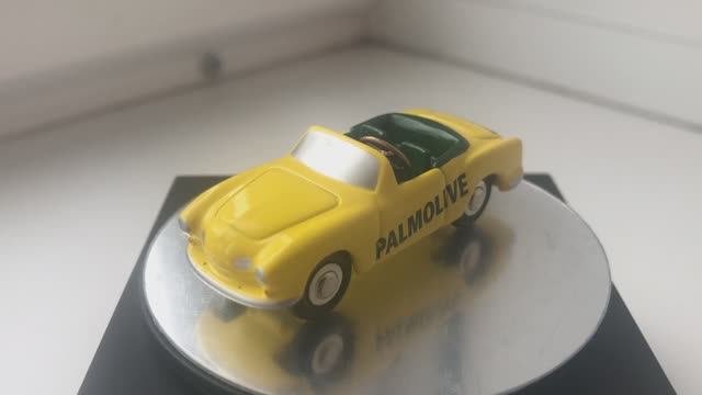 1:90 Volkswagen Karmann Ghia 1955 г, Schuco, серия Piccolo