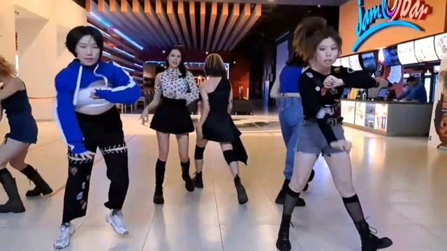 [KPOP IN PUBLIC] "Itzy - Loco" dance cover [by Black Diamond] смотреть онлайн