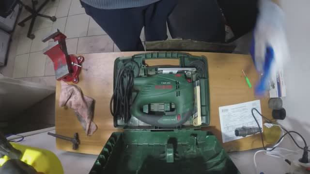 Лобзик BOSCH PST670L. смотреть онлайн