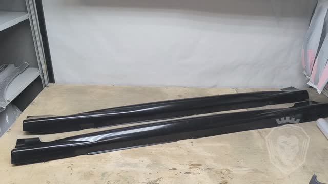 Накладки на пороги Honda Civic 8 4d  абс пластик