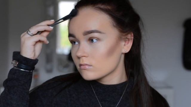 Dewy Skin & Golden Eyes смотреть онлайн