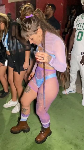 Nice and Clean also stylish dancehall in Jamaica 🇯🇲 смотреть онлайн