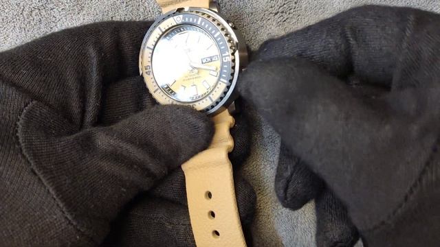 Full review of Seiko Prospex Street Safari edition (Tuna) automatic SRPE29K1 #seiko #automaticwatch смотреть онлайн