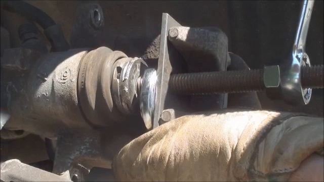 Fabriquer un repousse piston de frein смотреть онлайн