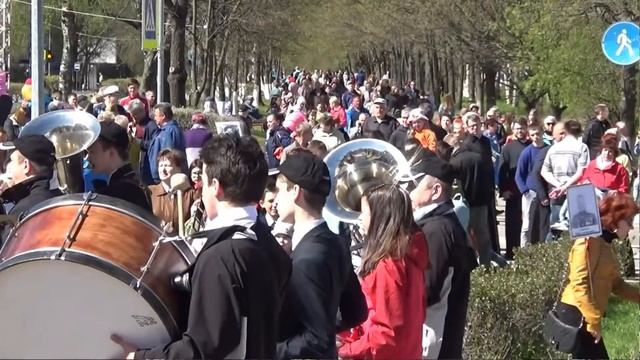 Духовой оркестр Тихвинской ДШИ 9 мая 2018 года смотреть онлайн