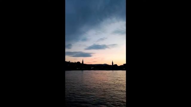 József Attila és Mucsi Zoltán - Most Fehér a Tűz (Goyes versújraálmodás) смотреть онлайн