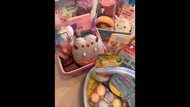 What’s in my kids’ Easter baskets смотреть онлайн