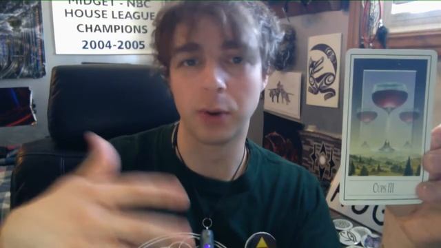 Team Tarot Reading - Three of Cups смотреть онлайн