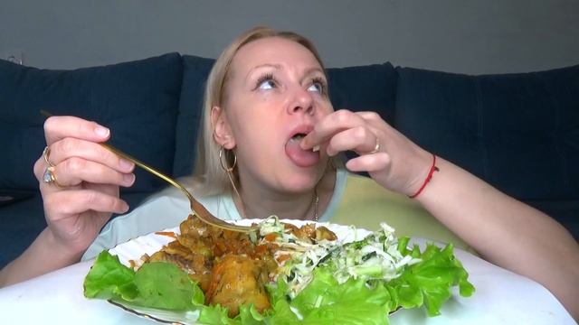 МУКБАНГ полезный ПП РЫБА МИНТАЙ ТУШЕНАЯ С ОВОЩАМИ, САЛАТ КАПУСТНО-ОГУРЕЧНЫЙ/Русский мукбанг/не АСМР