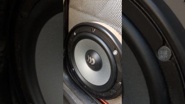 Morel Maximo Ultra 602 bass test1