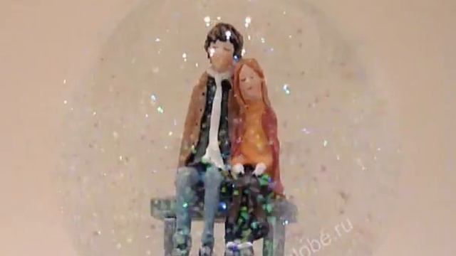 Снежный шар "Первое свидание" / Glassglobe.ru / смотреть онлайн