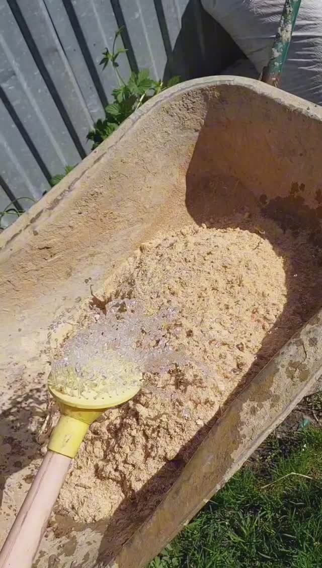 КАК ПОДГОТОВИТЬ ОПИЛКИ ДЛЯ МУЛЬЧИРОВАНИЯ ВСЕХ ВИДОВ РАСТЕНИЙ смотреть онлайн