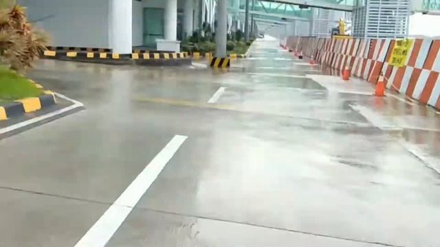 Bandar udara "SEPINGGAN BALIKPAPAN" смотреть онлайн
