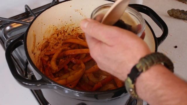 Ropa Vieja | It's Only Food w/ Chef John Politte смотреть онлайн