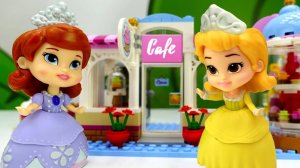 Куклы открывают кафе. Маша Капуки - Английский для детей