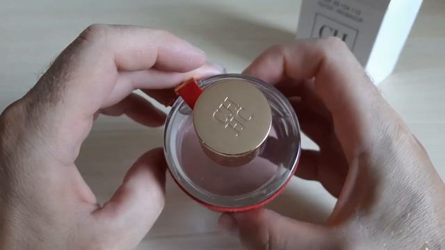 Carolina Herrera CH смотреть онлайн