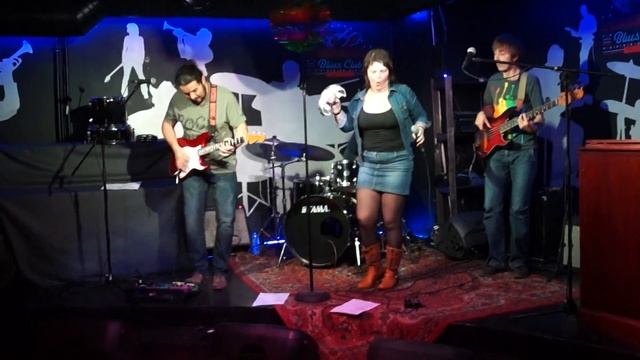 Ольга Олейникова & Emergency Band смотреть онлайн