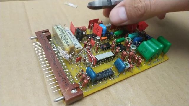 Обзор радиоплат и радиодеталей, радиохлам с драгметалами