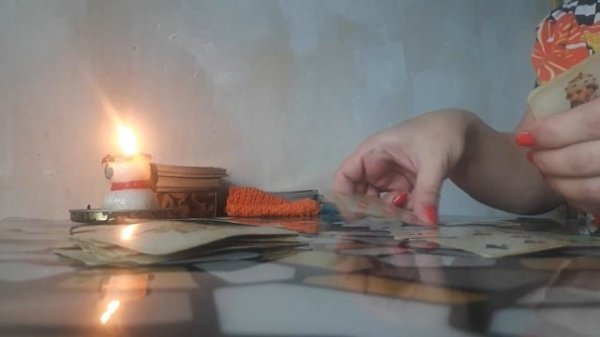 Что ожидает Червонную Даму♥️ в личной жизни, кто на пороге