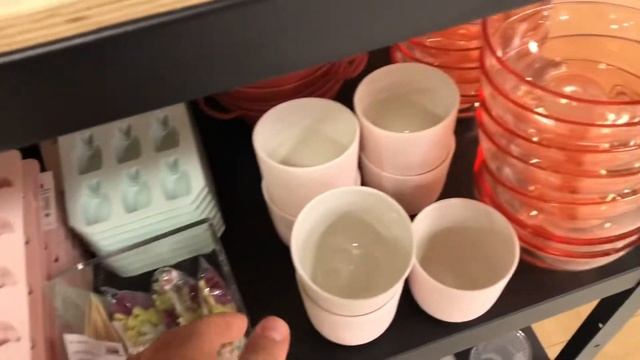 Скоро в школу/модные брюки в продуктовом/снова пляж смотреть онлайн