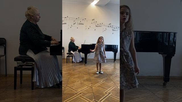 video-19-03-25-09-16