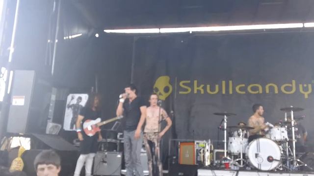 05 - Foxy Shazam - Killin' It - With An Axe