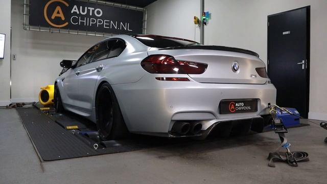 BMW M6 Original IPE exhaust VS decatted @ auto-chippen.nl Tilburg смотреть онлайн