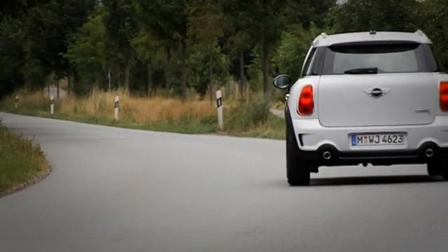 Mini Countryman Cooper S All4 Roadtest (English Subtitled)